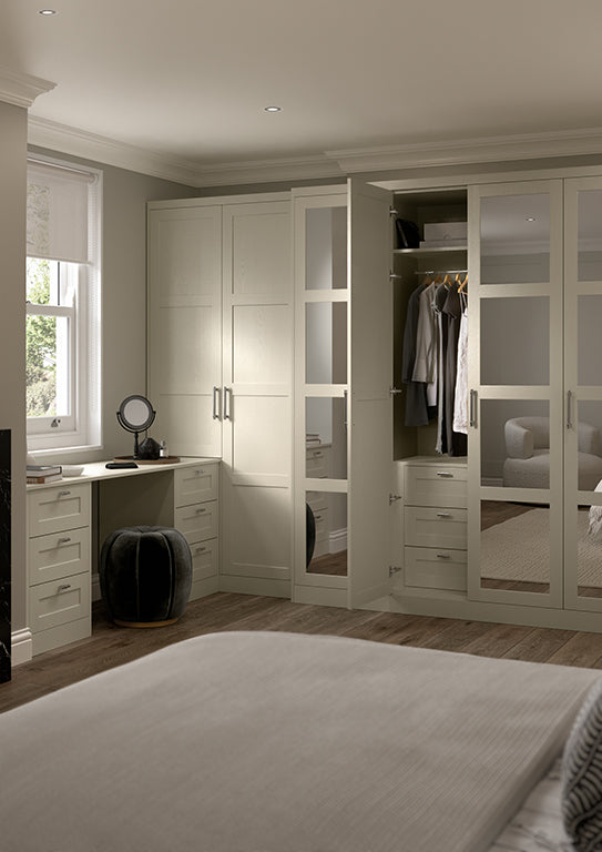 Aldana Slim Frame Shaker Bedroom