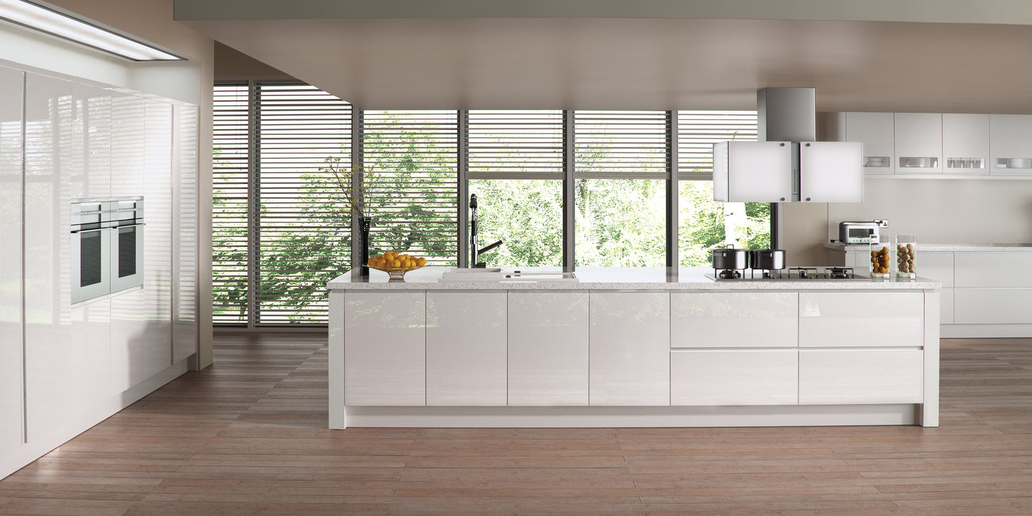 Strada Gloss Handless Kitchen